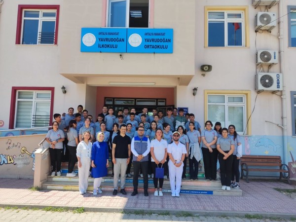 MANAVGAT LİMAN BAŞKANLIĞI, YAVRUDOĞAN ORTAOKULU ÖĞRENCİLERİYLE KARİYER GÜNLERİNDE BULUŞTU